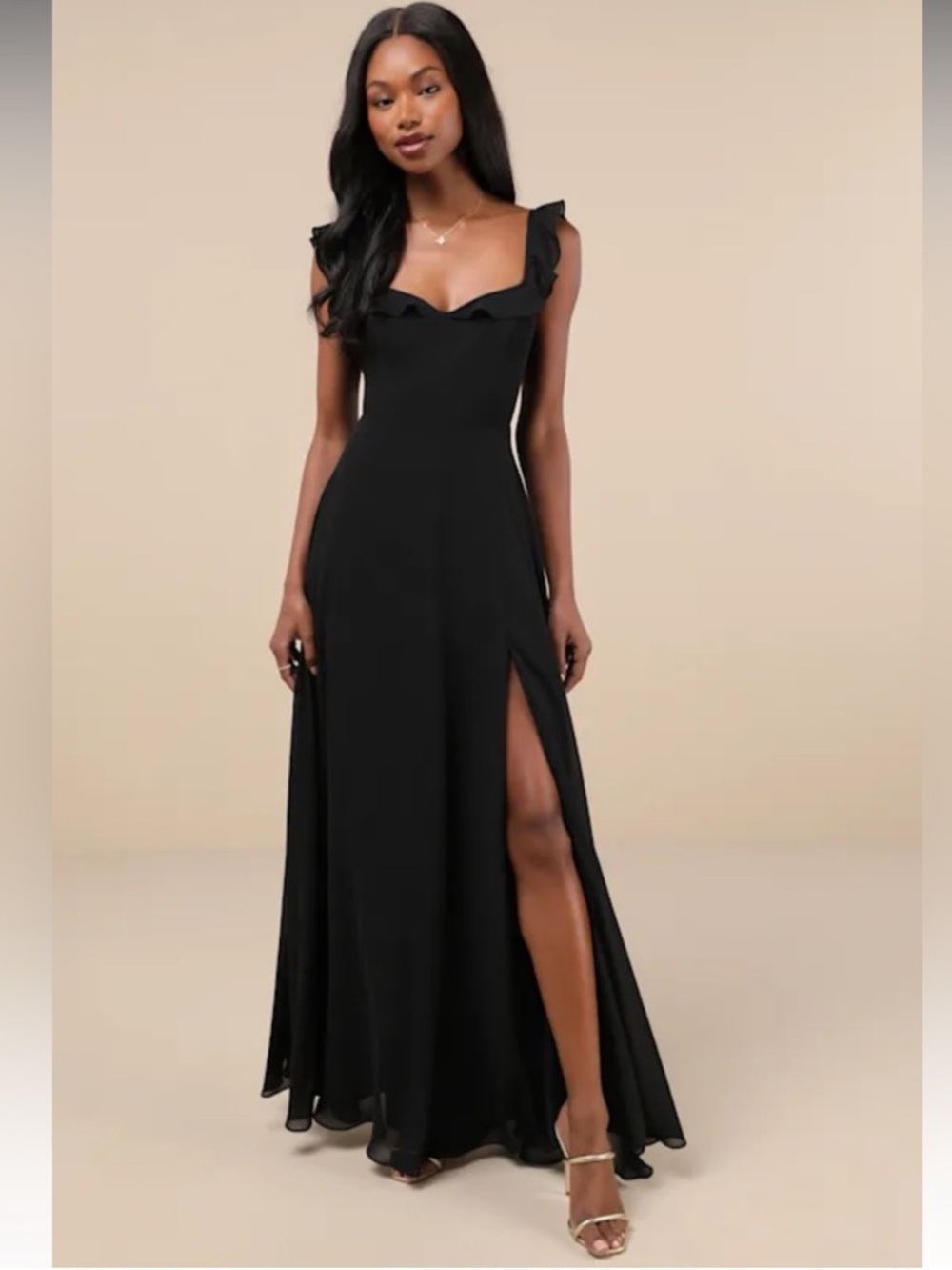 NWT- Dreamy Admiration
Black Ruffled Dress